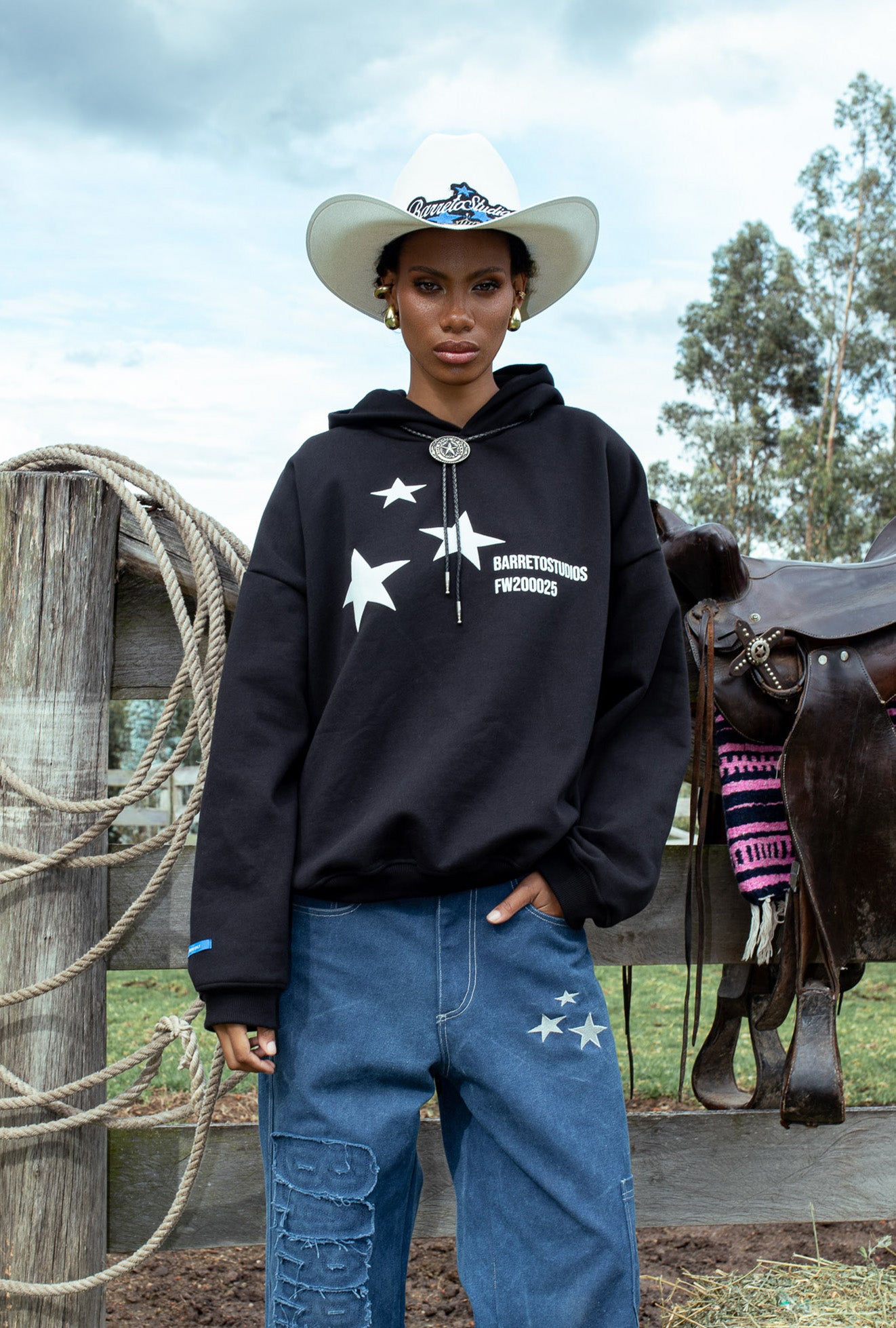 Hoodie Black Star